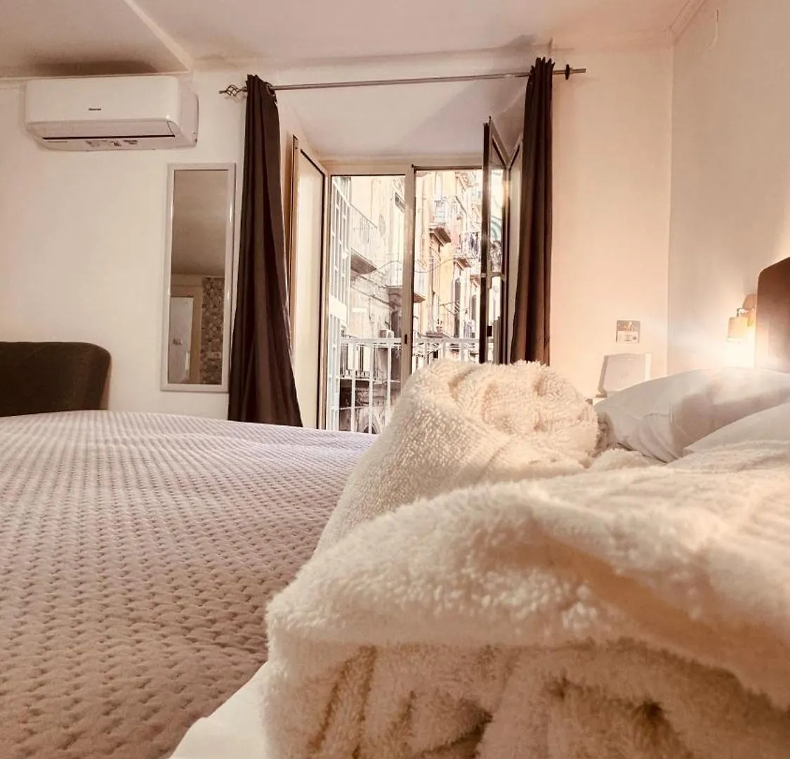 Relais Borbonico Chiaia Apartment Naples 0*,  Italy